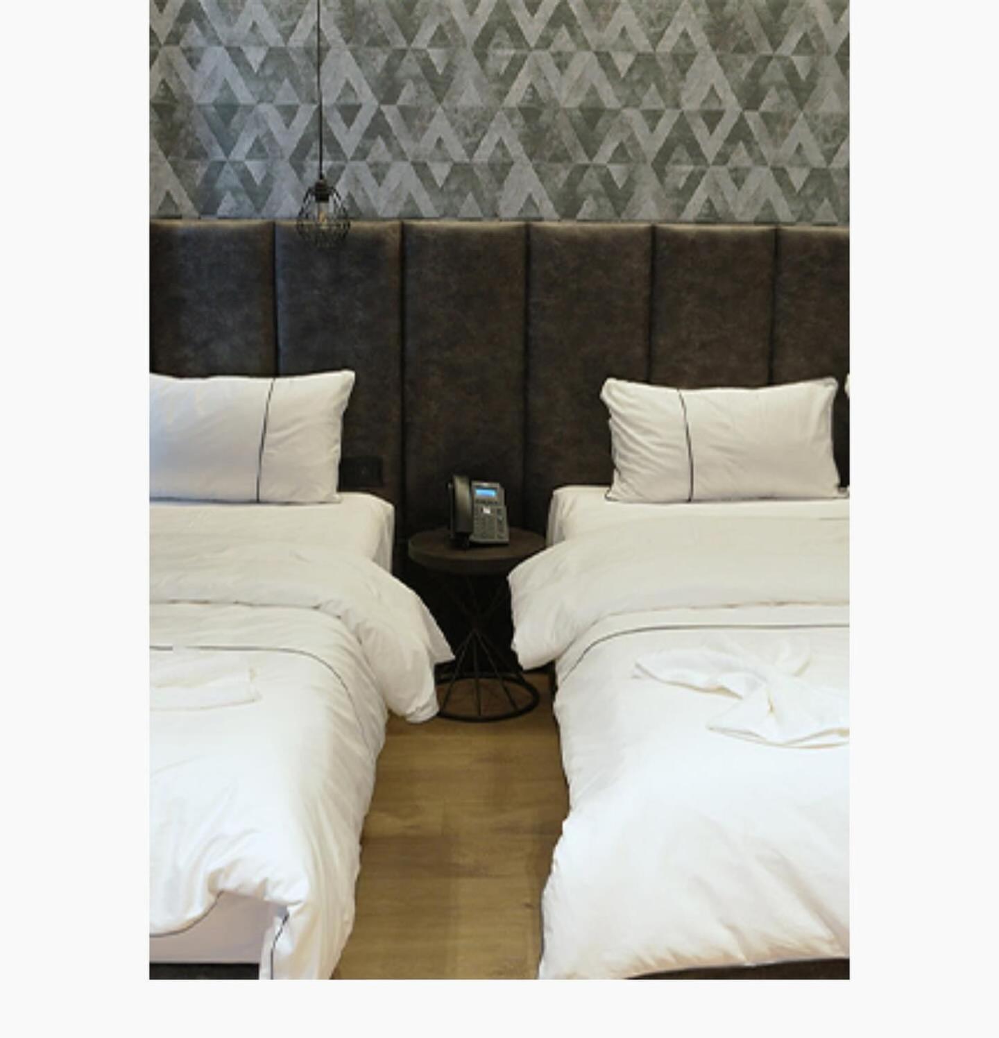 Starlight Hotel Tiranë Ngoại thất bức ảnh